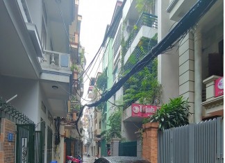 Nhà Nguyễn Khang, Cầu giấy Lô góc 3 thoáng. Ô tô. 50m2 giá 7 tỷ